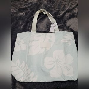 Aloha Collection Day Tripper